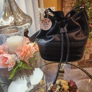 Elegant Brighton Black Shoulder Bag